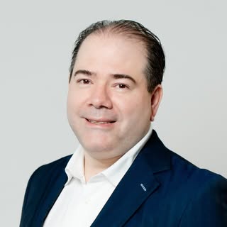 Dr. Ricardo Castrellon